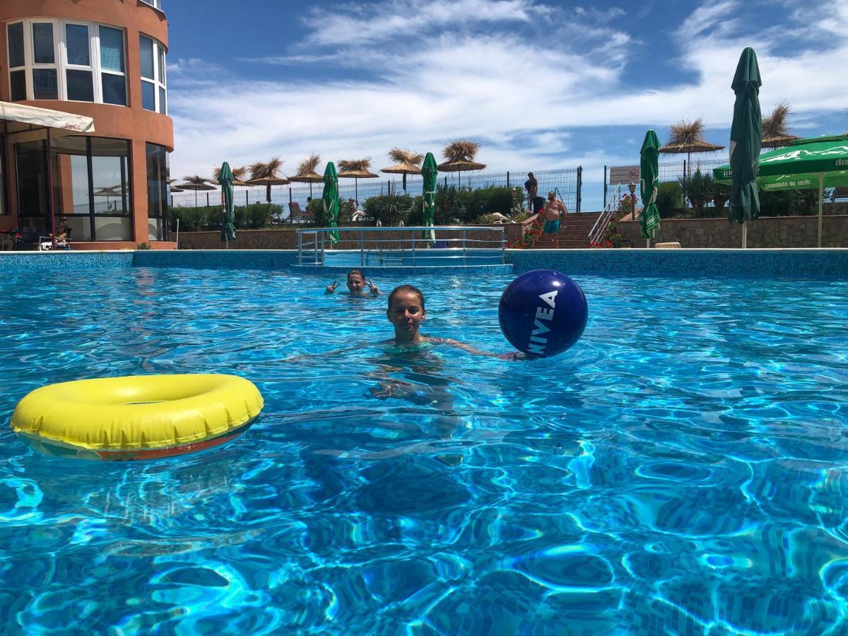 Complex Relax Pomorie All Inclusive Exterior photo
